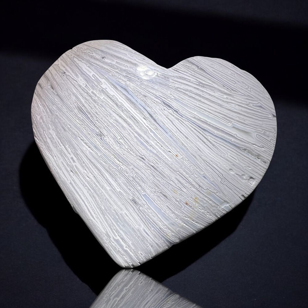 Mexican White Lace Agate Druzy Heart‎ Carving